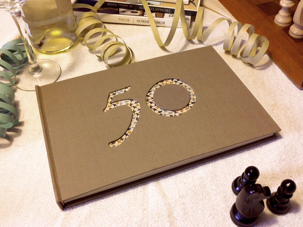 Libro de firmas «50» años beige